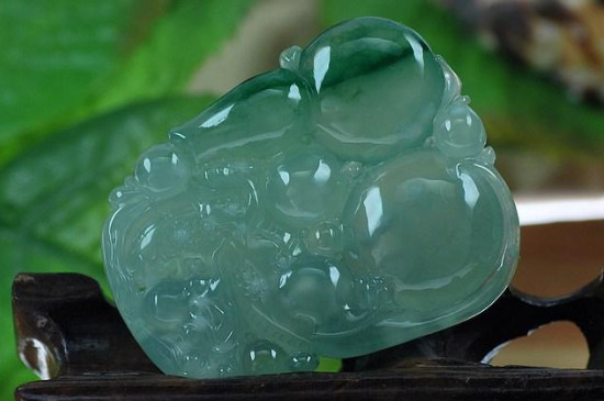 玛瑙和翡翠哪个比较硬