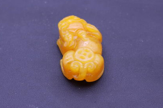 女人戴黄龙玉禁忌