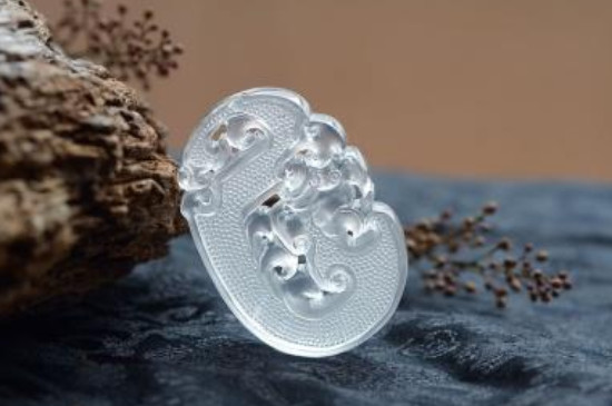 水沫子棉絮与翡翠棉絮区别