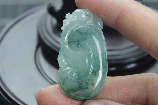 翡翠的功效