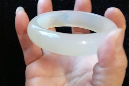 金丝玉是什么玉