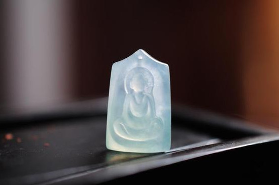 翡翠石纹和裂的区别