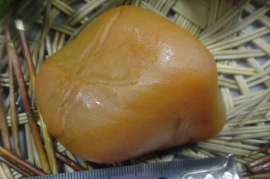 黄龙玉籽料是什么意思