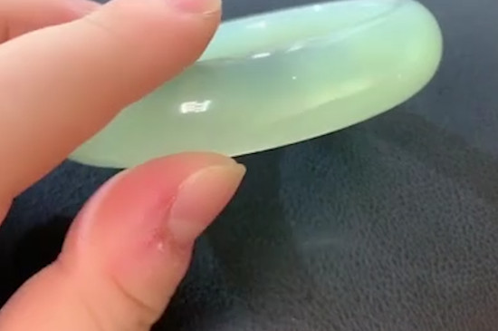 岫玉为什么不能沾水