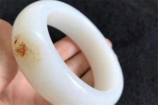 玉髓可以经常带吗，戴玉髓的好处