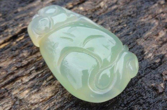 玉髓如何拿手机光鉴定
