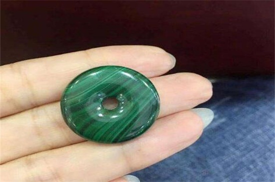 孔雀石是天然的吗