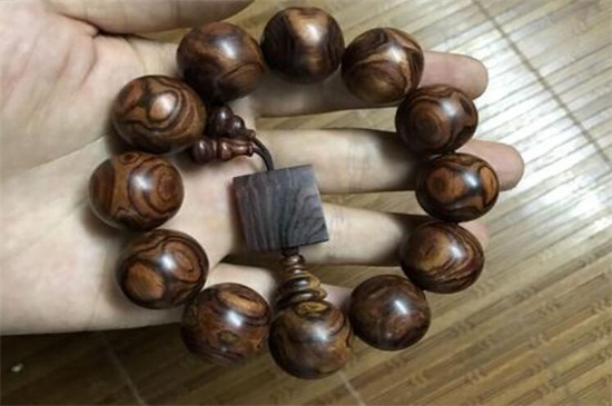 缅甸花梨的特点是什么
