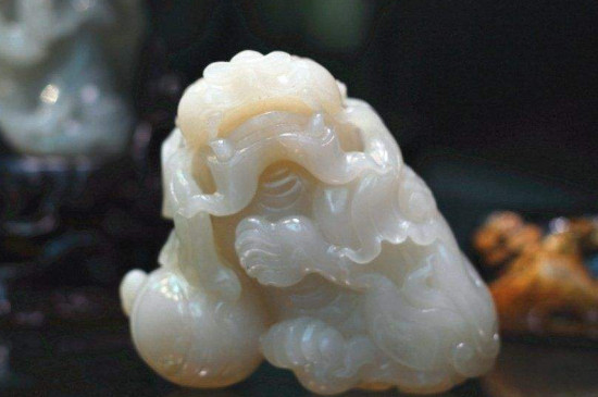 昆仑玉是翡翠吗