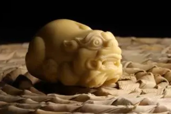 龙涎玉真假辨别
